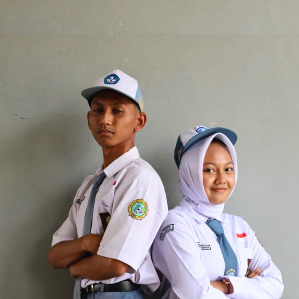 Sandi Yusuf Maulana<br>&<br>Nadif Ana Altafunisa